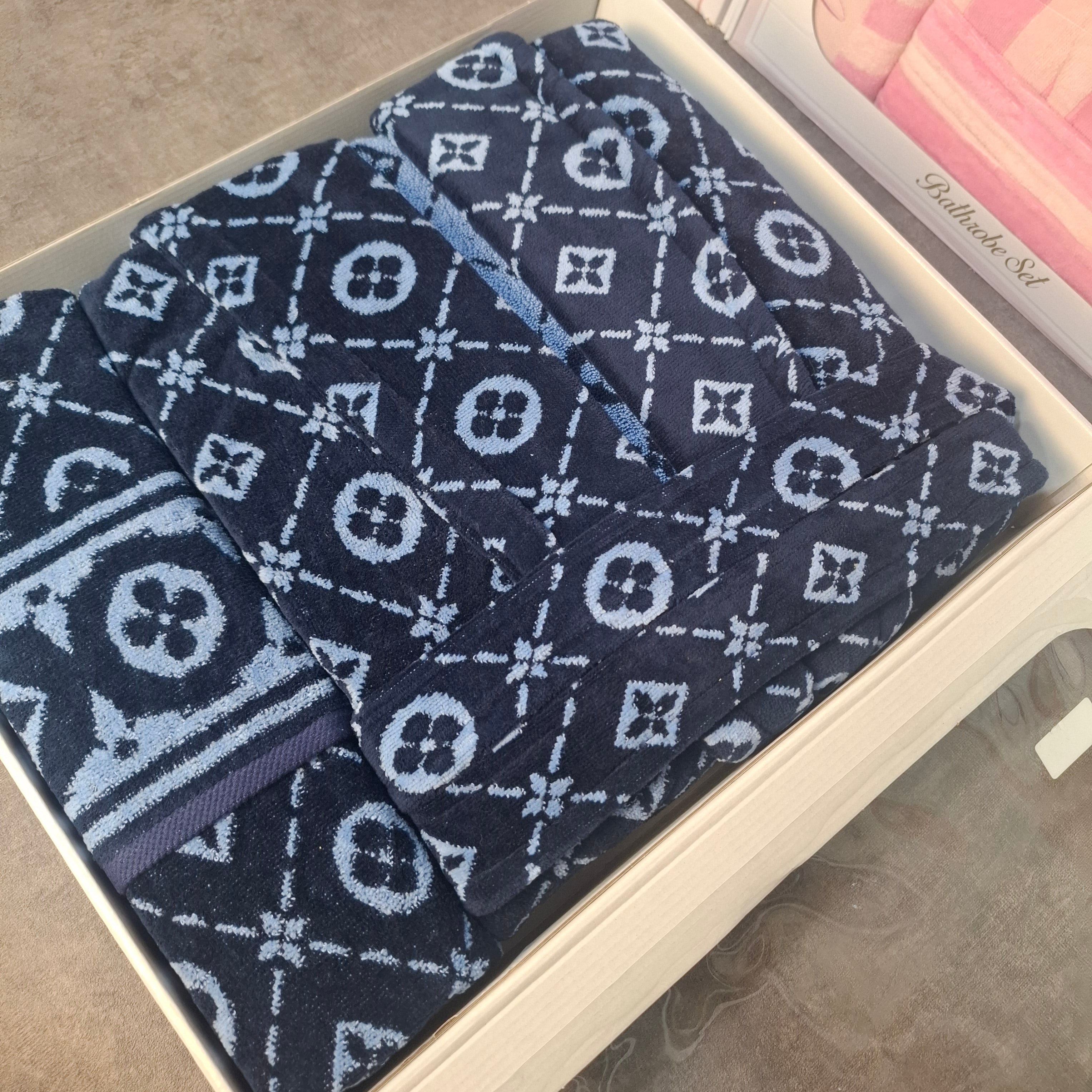 Sortie de Bain LV – Taille Standard et Grande Taille